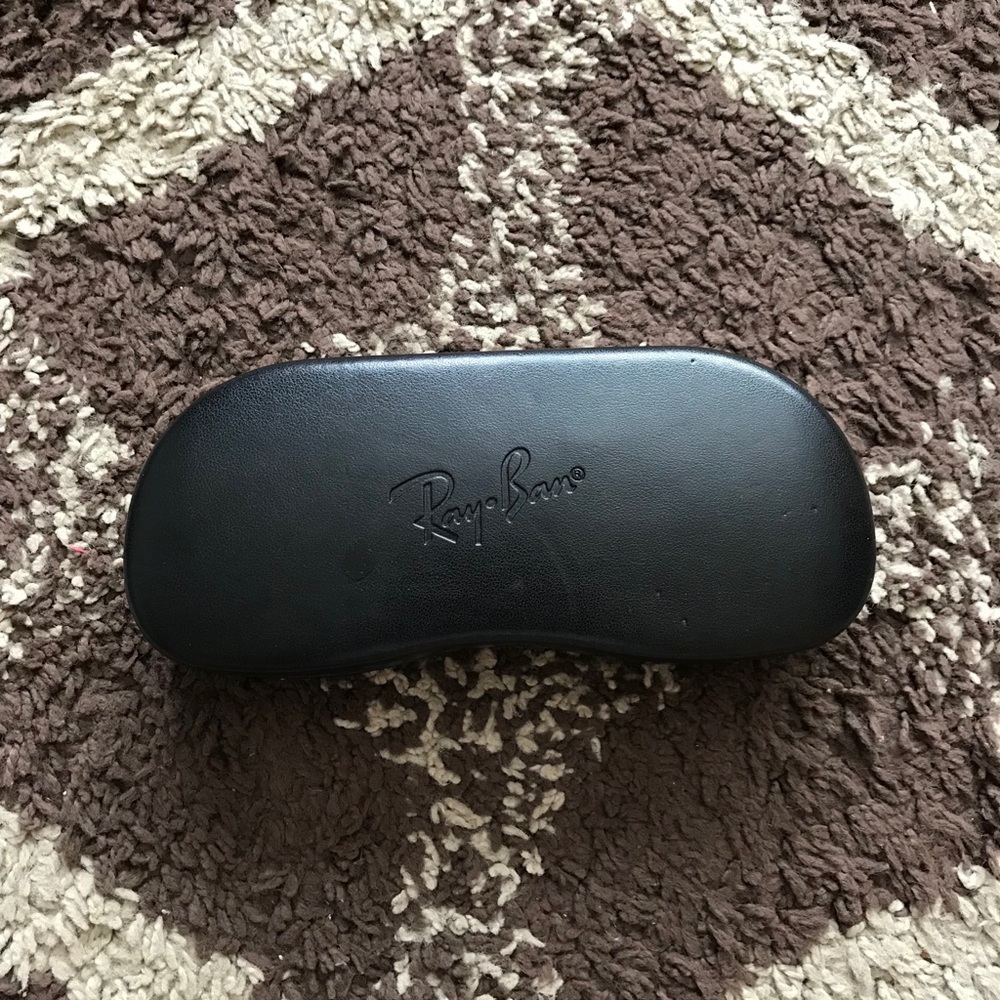 Ray-Ban Black Leather Glasses/Shades Holder/Case